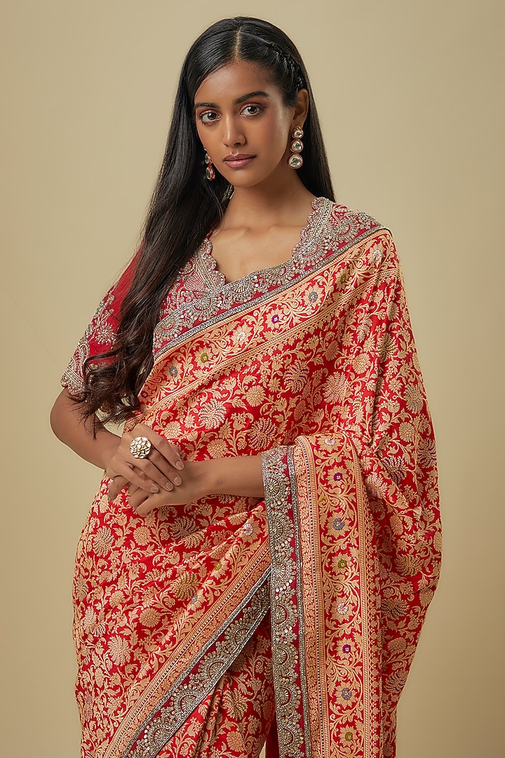 Red Banarasi Bridal Saree Set by Jayanti Reddy at Pernia's Pop Up Shop