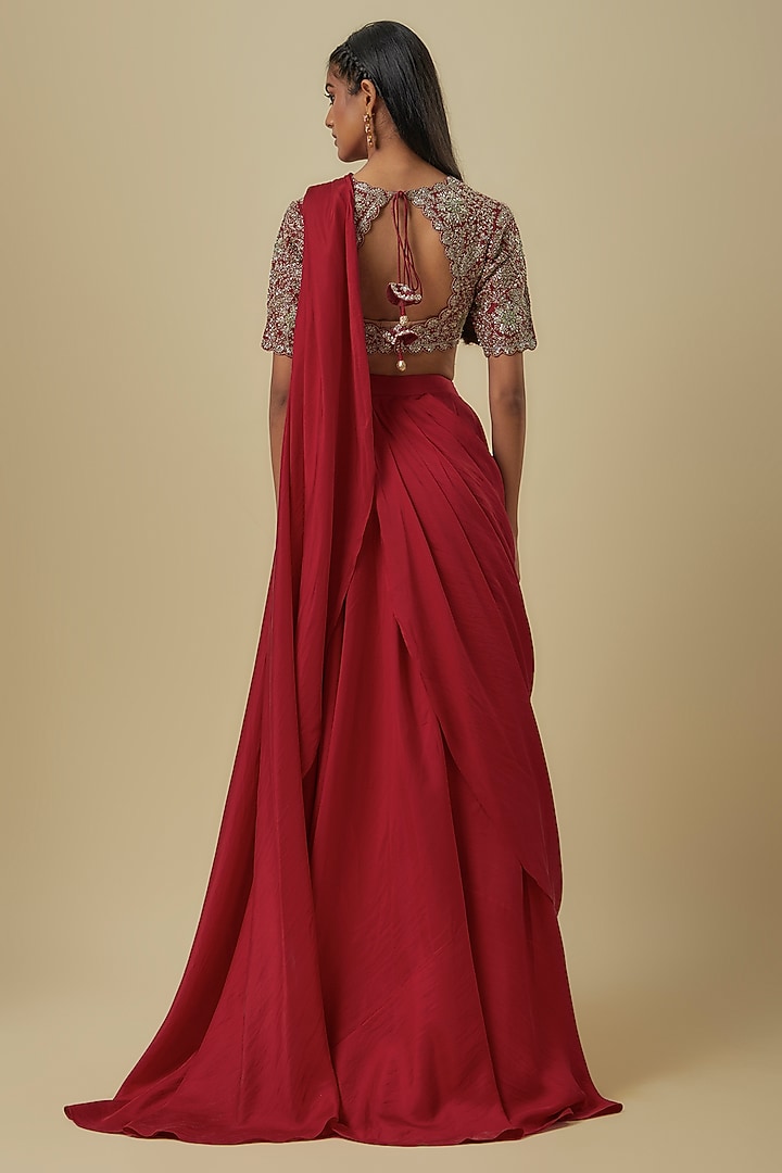 Red Silk Pre-Draped Bridal Saree Set by Jayanti Reddy at Pernia's Pop Up Shop