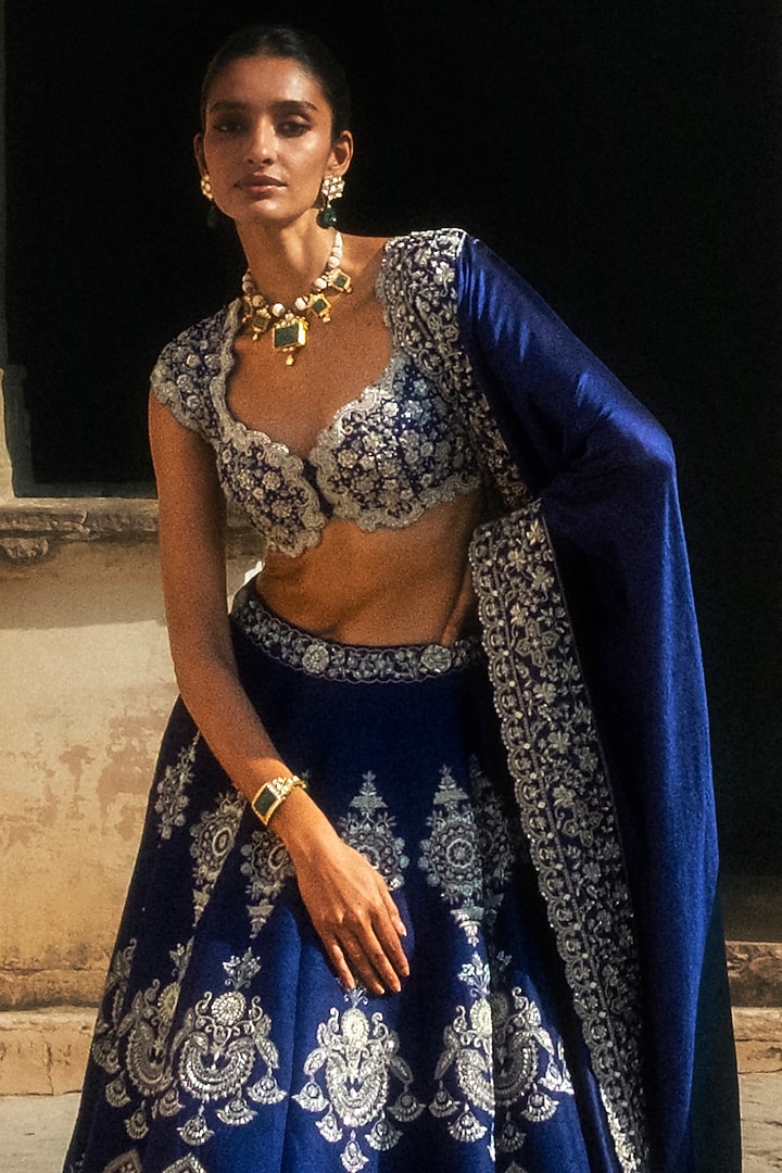 Purple Raw Silk Hand Embroidered Bridal Lehenga Set by Jayanti Reddy at Pernia's Pop Up Shop