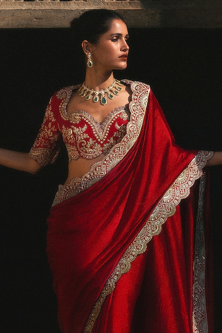 Red Silk Hand Embroidered Bridal Saree Set by Jayanti Reddy at Pernia's Pop Up Shop