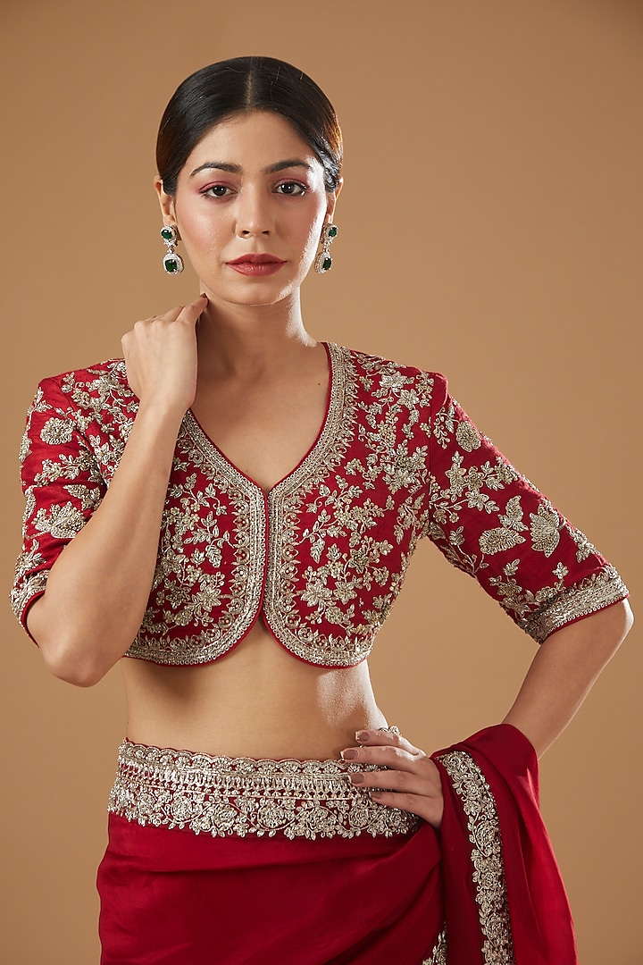 Red Silk Zari Embroidered Bridal Saree Set by Jayanti Reddy at Pernia's Pop Up Shop