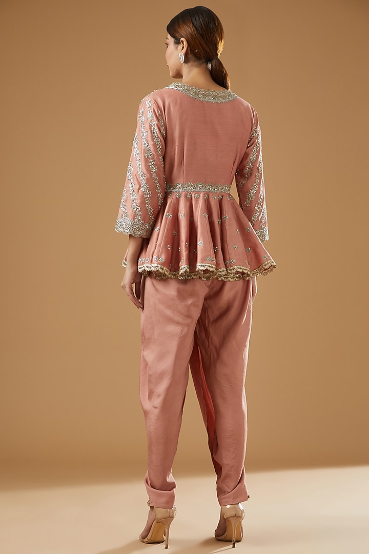 Peach Silk Dhoti Set by Jayanti Reddy at Pernia's Pop Up Shop