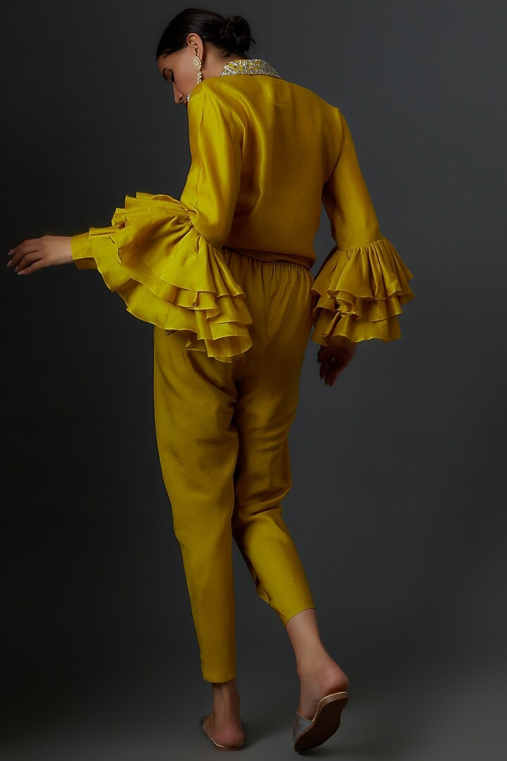 Mustard Silk Dhoti Set by Jayanti Reddy at Pernia's Pop Up Shop