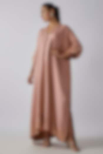 Peach Silk Kaftan by Jayanti Reddy at Pernia's Pop Up Shop