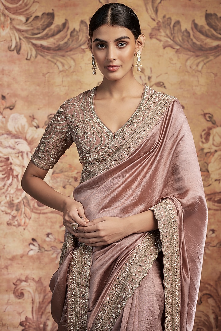 Peach Silk Zari Embroidered Bridal Saree Set by Jayanti Reddy at Pernia's Pop Up Shop