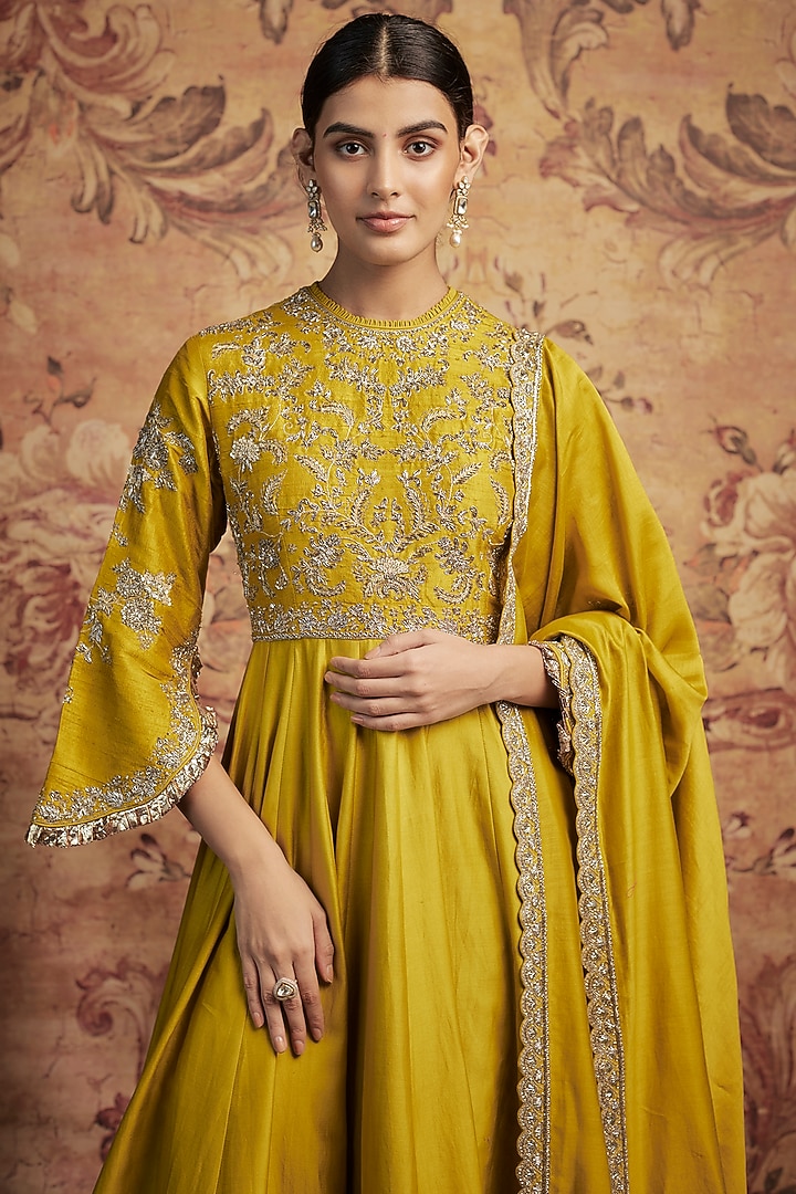 Mustard Yellow Silk Zari Embroidered Bridal Anarkali Set by Jayanti Reddy at Pernia's Pop Up Shop