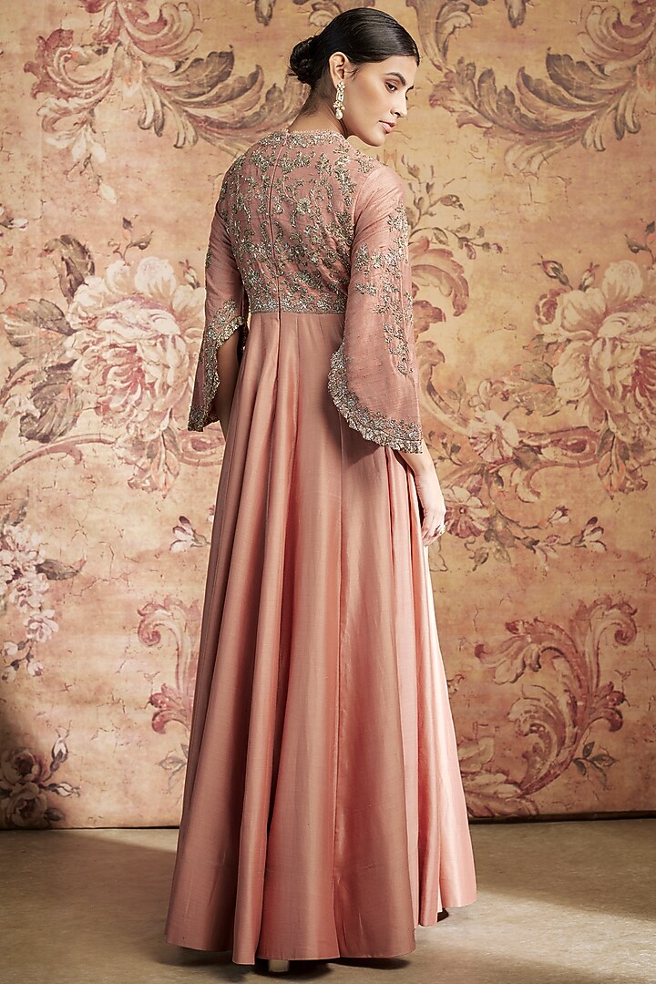 Peach Silk Zari Embroidered Bridal Anarkali Set by Jayanti Reddy at Pernia's Pop Up Shop
