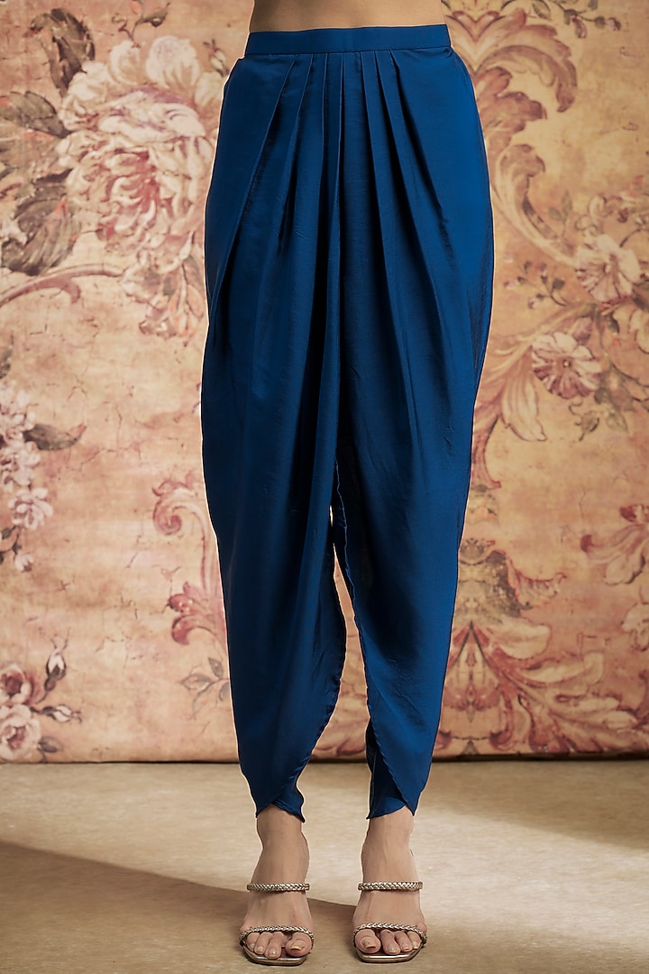 Navy Blue Silk Zari Embroidered Paneled Kurta Set by Jayanti Reddy at Pernia's Pop Up Shop