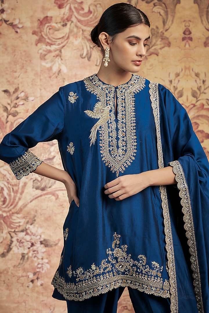 Navy Blue Silk Zari Embroidered Paneled Kurta Set by Jayanti Reddy at Pernia's Pop Up Shop