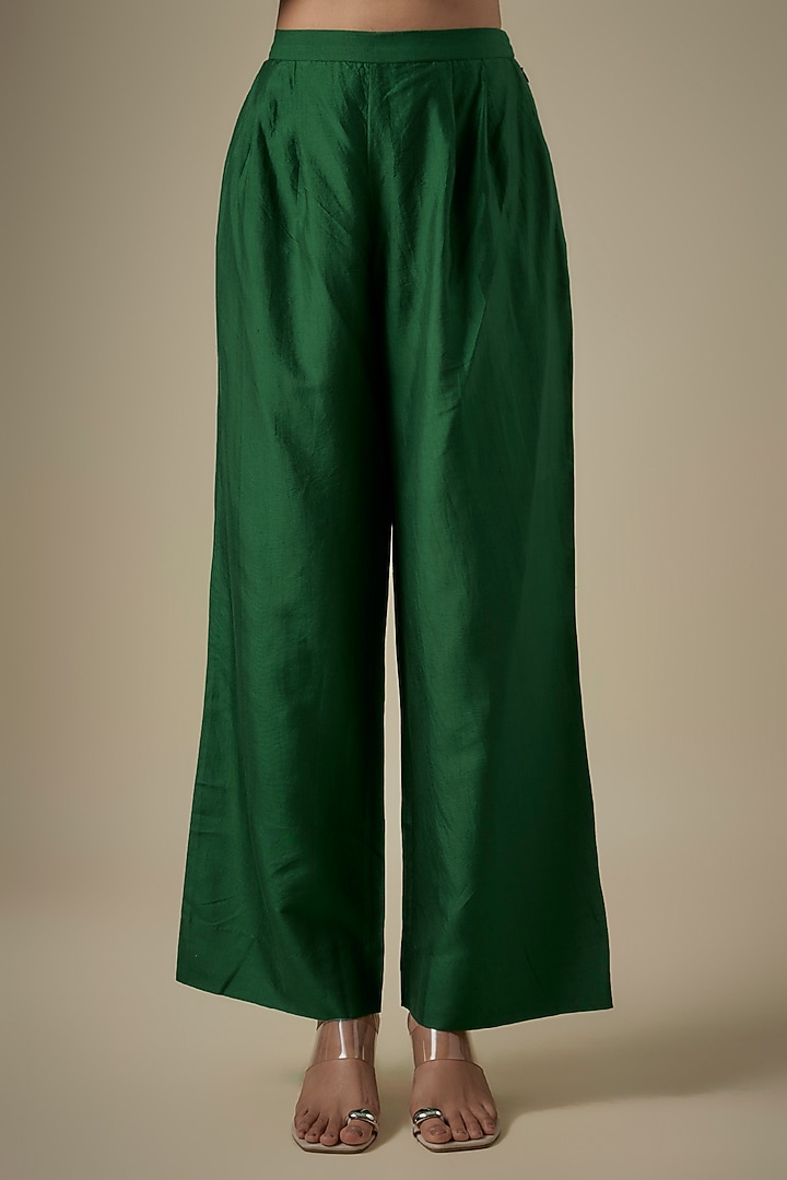 Green Silk Embroidered Kaftan Set by Jayanti Reddy at Pernia's Pop Up Shop