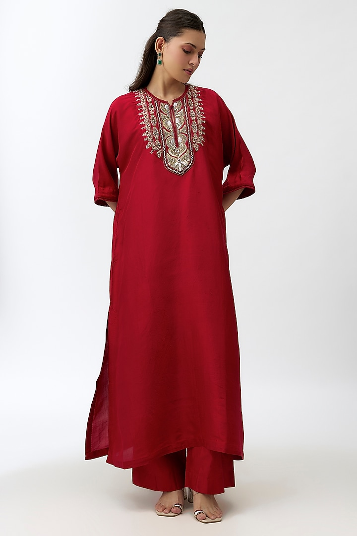 Red Silk Zardosi Embroidered Kaftan Set by Jayanti Reddy at Pernia's Pop Up Shop
