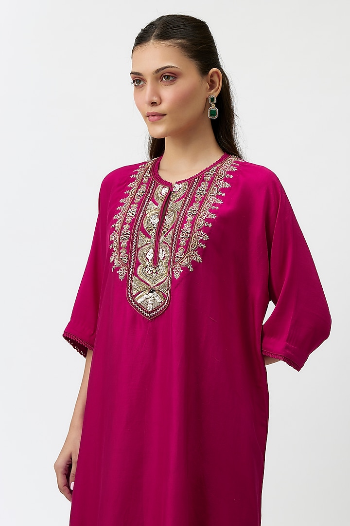 Pink Silk Zardosi Embroidered Kaftan Set by Jayanti Reddy at Pernia's Pop Up Shop