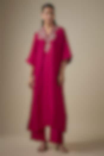 Pink Silk Embroidered Kaftan Set by Jayanti Reddy at Pernia's Pop Up Shop