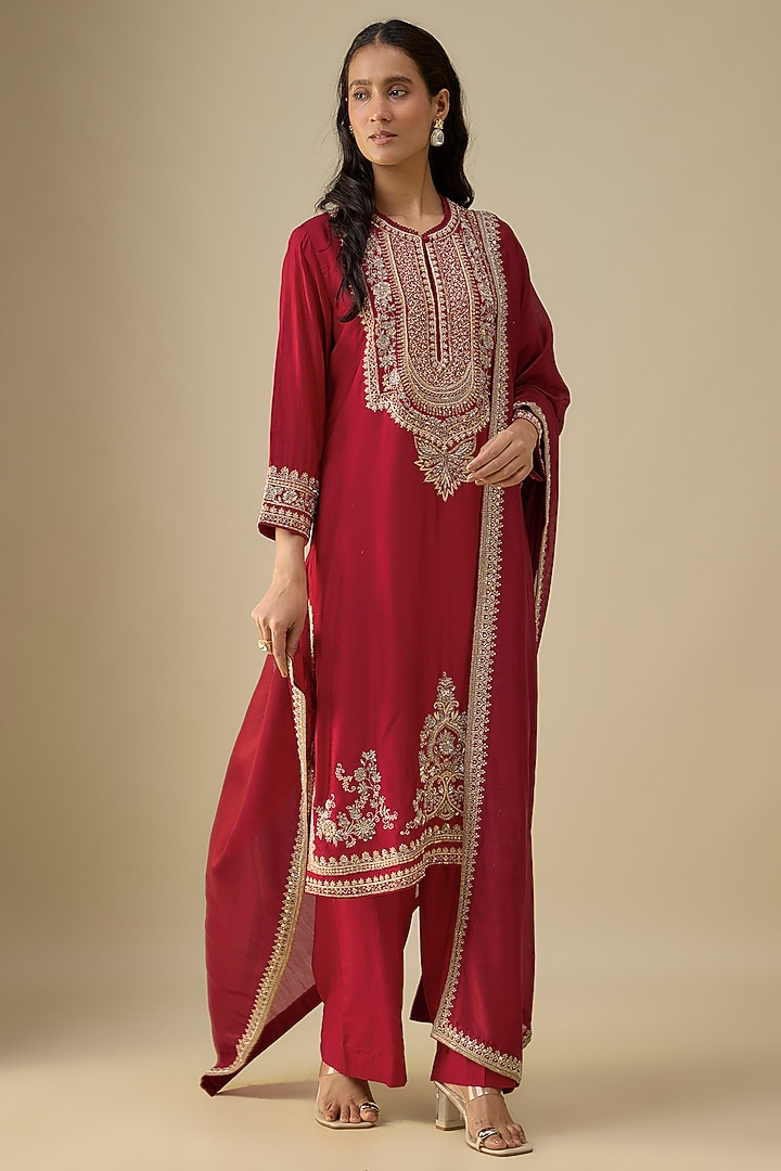 Red Silk Zardosi Embroidered Kurta Set by Jayanti Reddy at Pernia's Pop Up Shop