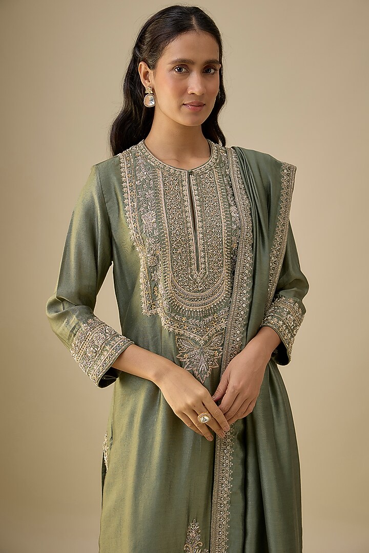 Mint Green Silk Zardosi Embroidered Kurta Set by Jayanti Reddy at Pernia's Pop Up Shop