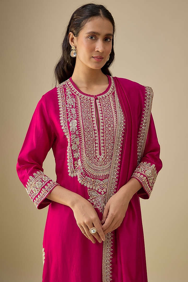 Pink Silk Zardosi Embroidered Kurta Set by Jayanti Reddy at Pernia's Pop Up Shop