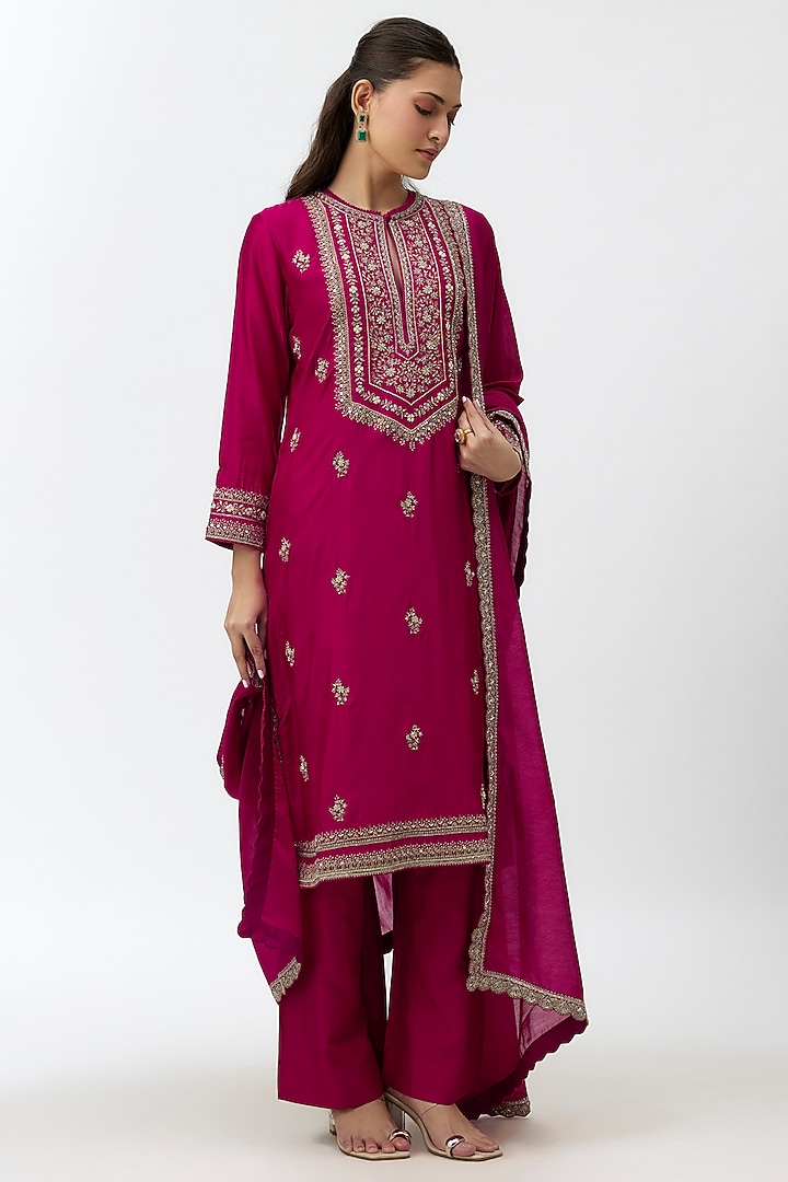 Pink Silk Zardosi Embroidered Kurta Set by Jayanti Reddy at Pernia's Pop Up Shop