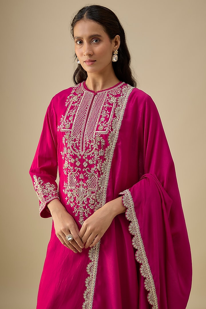 Pink Silk Zardosi Embroidered Kurta Set by Jayanti Reddy at Pernia's Pop Up Shop