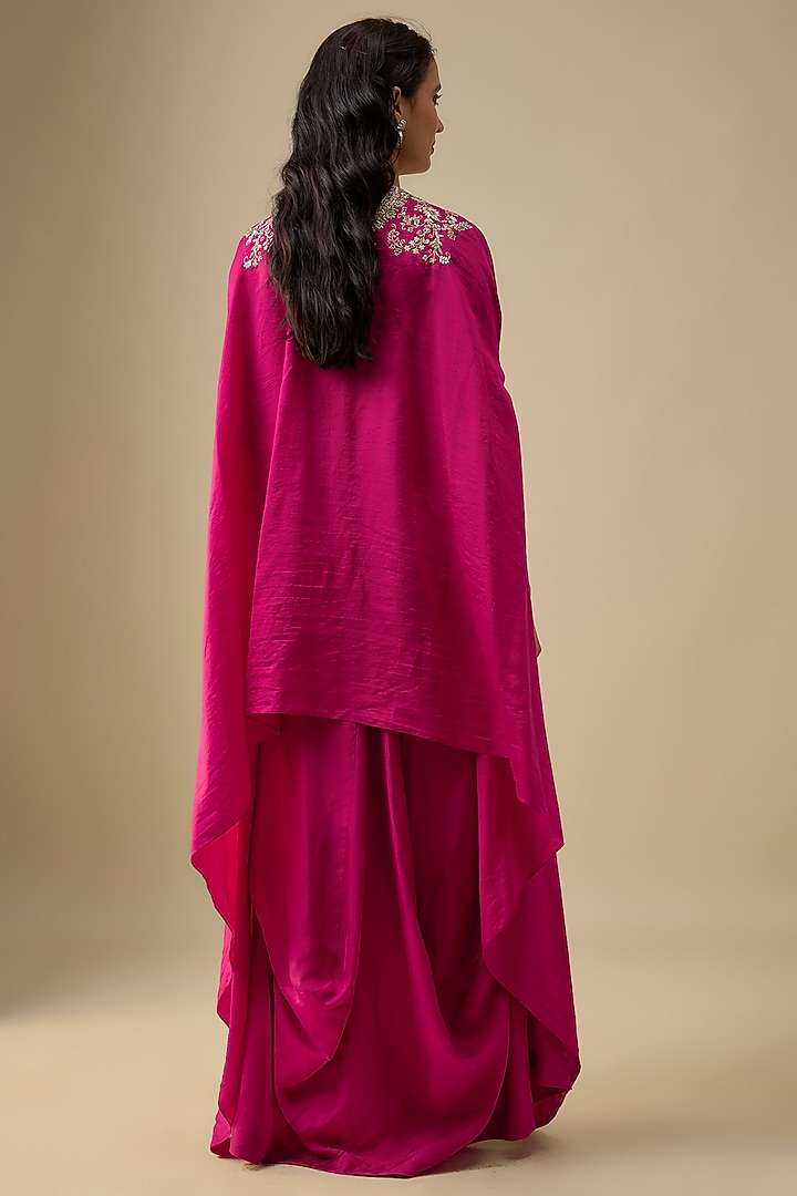 Pink Silk Zardosi Embroidered Cape Set by Jayanti Reddy at Pernia's Pop Up Shop