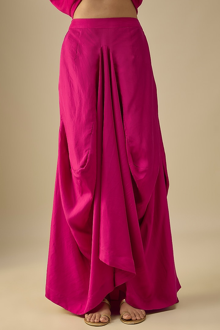 Pink Silk Zardosi Embroidered Cape Set by Jayanti Reddy at Pernia's Pop Up Shop