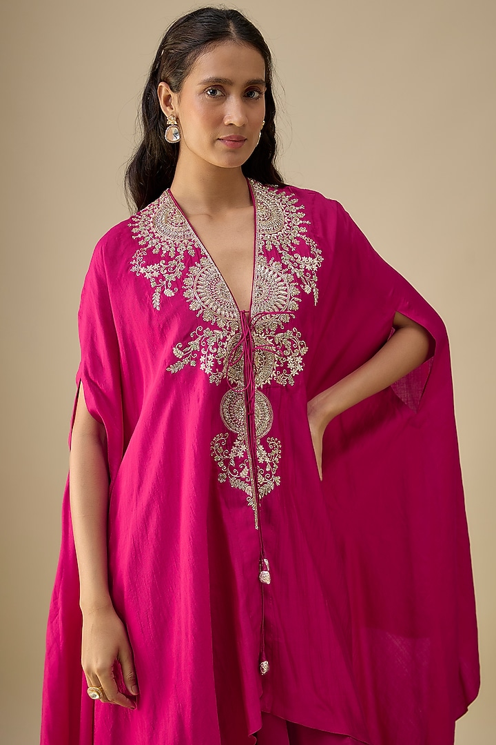 Pink Silk Zardosi Embroidered Cape Set by Jayanti Reddy at Pernia's Pop Up Shop