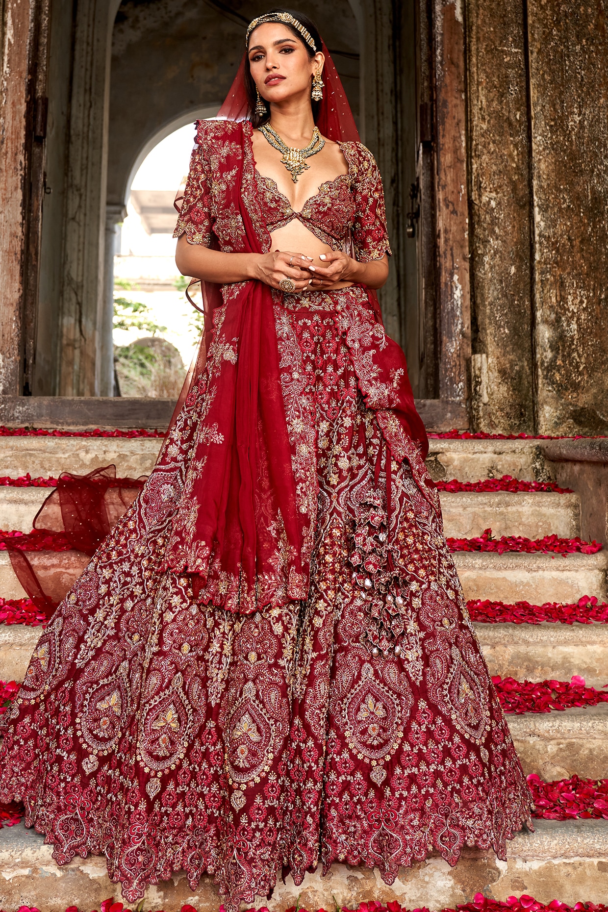 Jennita Shah and Nikhil Relan, Four Seasons Hotel Mumbai | Bridal lehenga  collection, Bridal lehenga blouse design, Indian bridal fashion