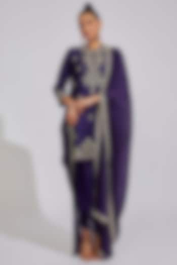 Purple Silk Embroidered Kurta Set by Jayanti Reddy
