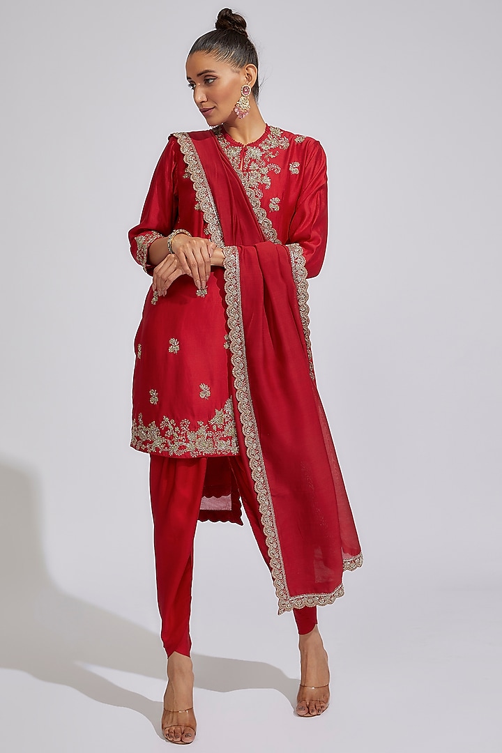 Red Silk Embroidered Kurta Set by Jayanti Reddy