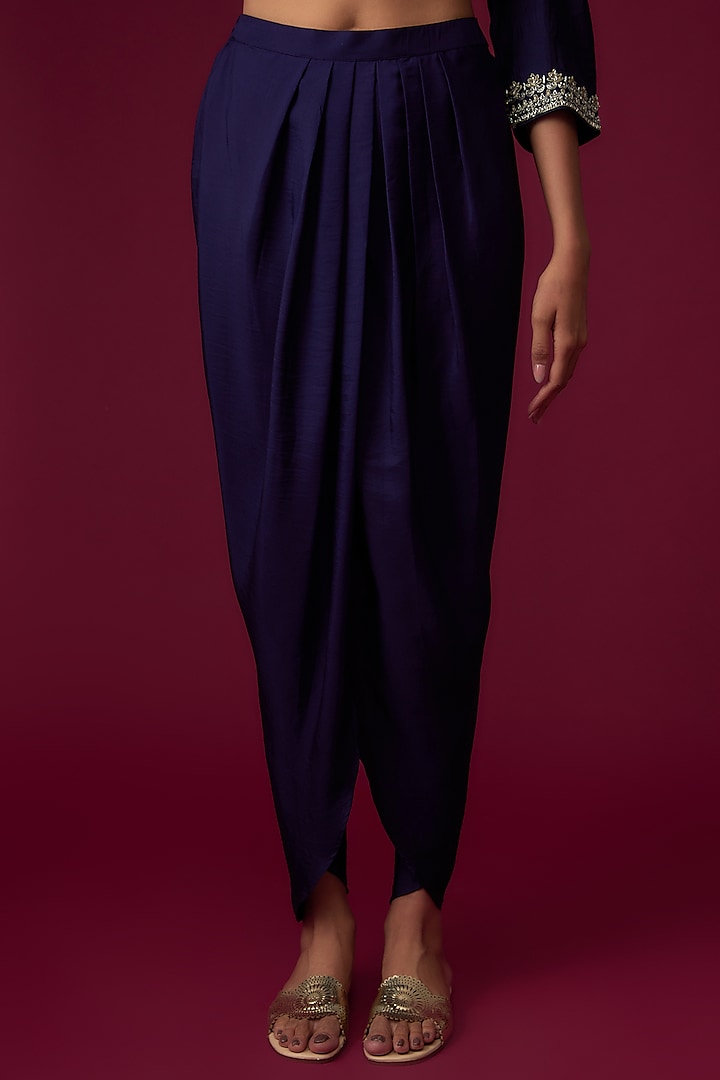 Purple Silk Embroidered Kurta Set by Jayanti Reddy at Pernia's Pop Up Shop