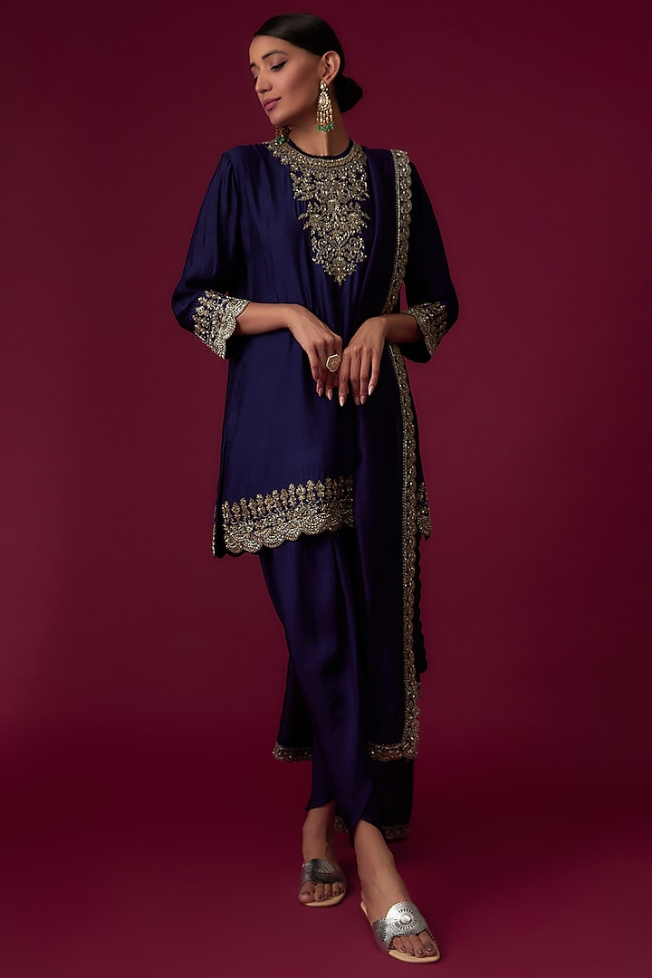 Purple Silk Embroidered Kurta Set by Jayanti Reddy