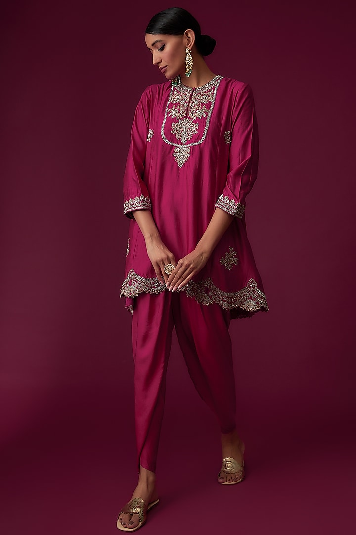 Pink Silk Embroidered Kurta Set by Jayanti Reddy