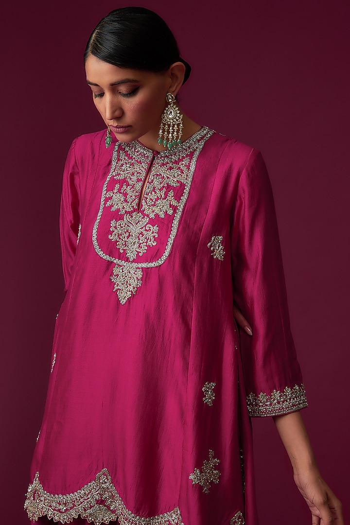 Shyaamras Mocha Pink Silk Embroidered Kurta Set