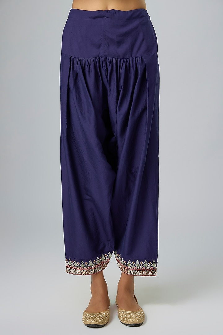 Purple Silk Zardosi Embroidered Kurta Set by Jayanti Reddy at Pernia's Pop Up Shop