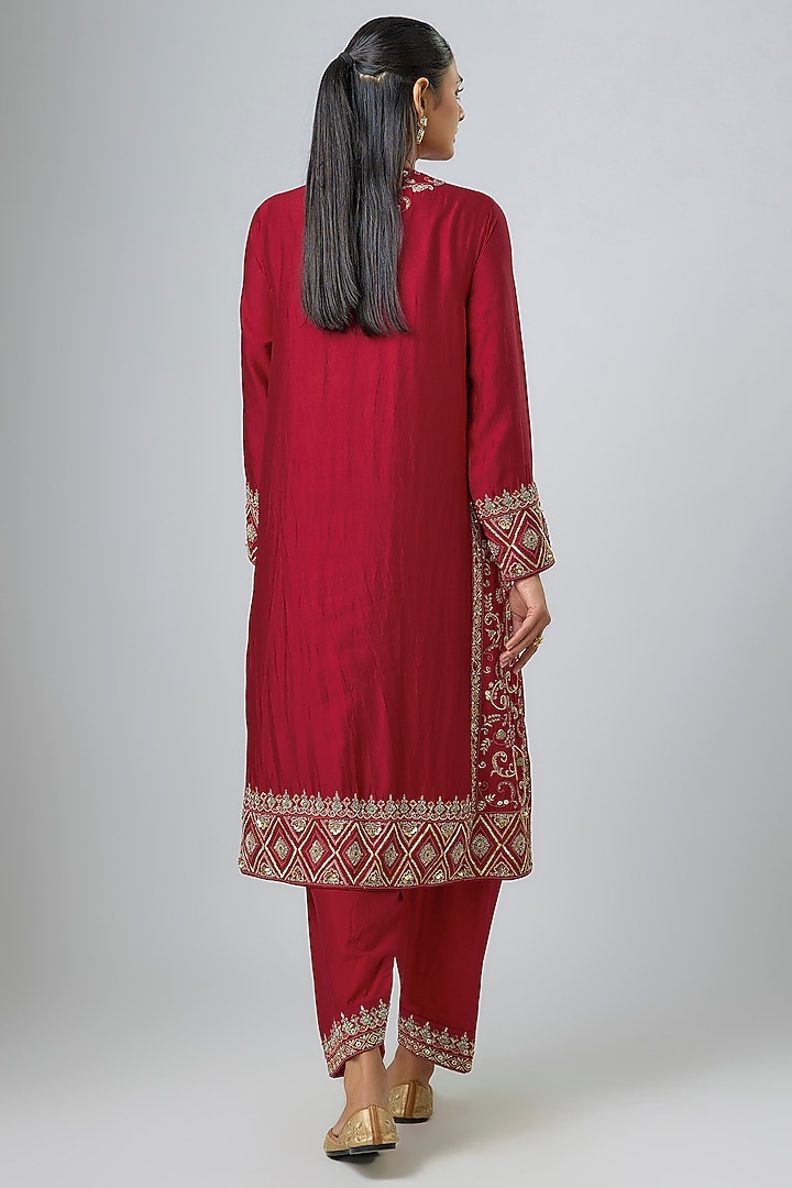 Red Silk Zardosi Embroidered Kurta Set by Jayanti Reddy at Pernia's Pop Up Shop