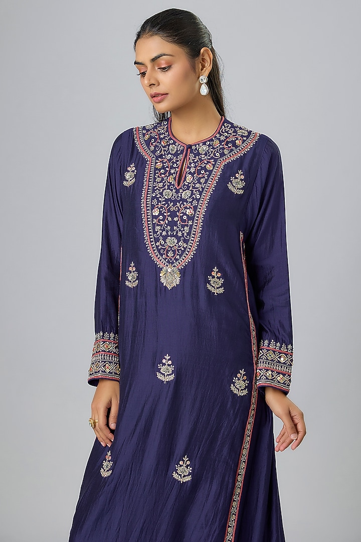 Purple Silk Zardosi Embroidered Kurta Set by Jayanti Reddy at Pernia's Pop Up Shop