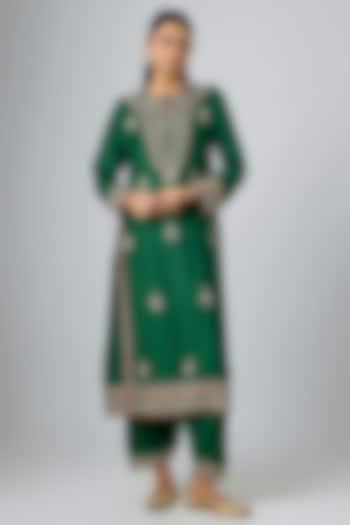 Emerald Green Silk Zardosi Embroidered Kurta Set by Jayanti Reddy at Pernia's Pop Up Shop