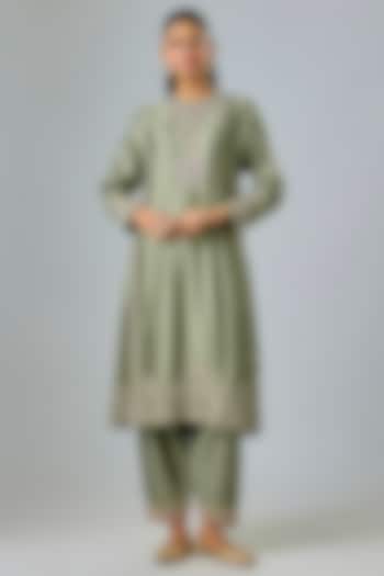 Mint Green Silk Zardosi Embroidered Kurta Set by Jayanti Reddy at Pernia's Pop Up Shop