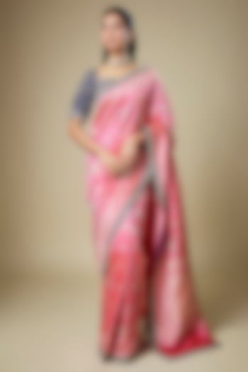 Pink Banarasi Zardosi Embroidered Woven Bridal Saree Set by Jayanti Reddy at Pernia's Pop Up Shop