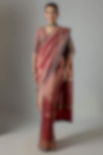 Red Silk Embroidered Banarasi Bridal Saree Set by Jayanti Reddy at Pernia's Pop Up Shop
