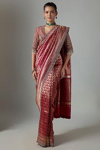 Red Silk Embroidered Banarasi Saree Set by Jayanti Reddy