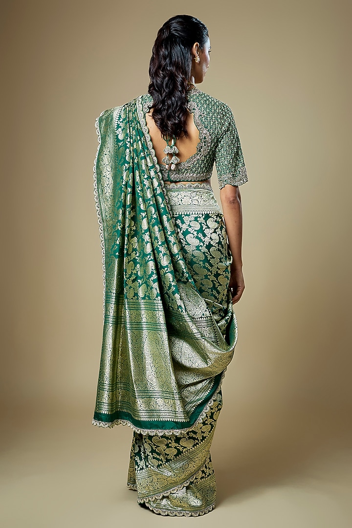 Emerald Green Banarasi Zardosi Embroidered Woven Bridal Saree Set by Jayanti Reddy at Pernia's Pop Up Shop