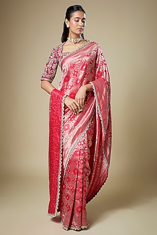 Red Banarasi Zardosi Embroidered Woven Saree Set by Jayanti Reddy