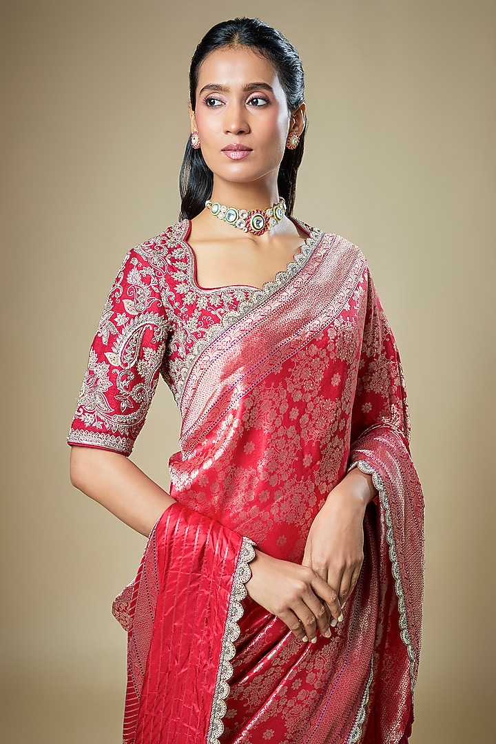 Red Banarasi Zardosi Embroidered Woven Bridal Saree Set by Jayanti Reddy at Pernia's Pop Up Shop