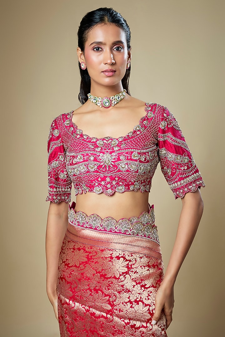 Red Banarasi Zardosi Embroidered Woven Bridal Saree Set by Jayanti Reddy at Pernia's Pop Up Shop