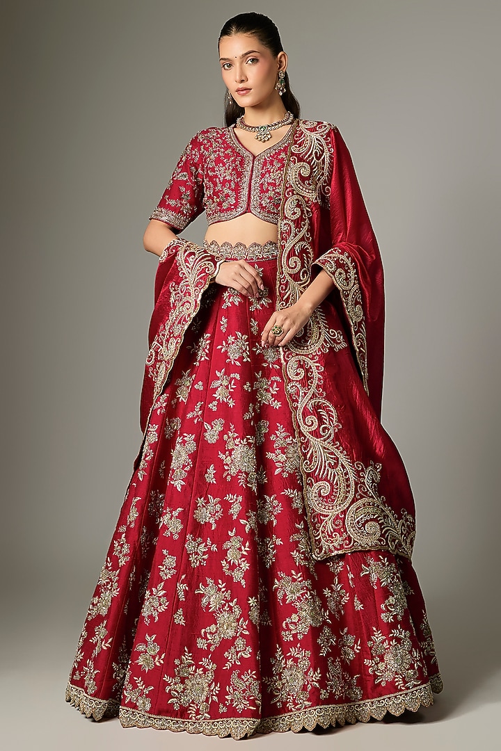 Red Raw Silk Zardosi Work Bridal Lehenga Set by Jayanti Reddy at Pernia's Pop Up Shop