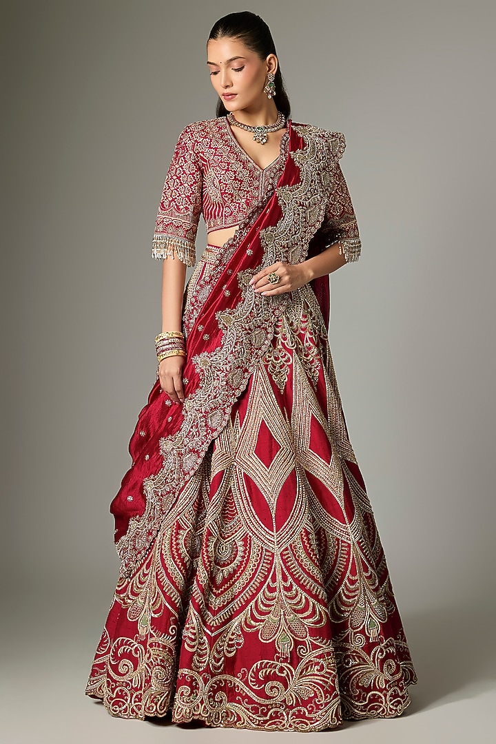Red Raw Silk Zardosi Work Bridal Lehenga Set by Jayanti Reddy at Pernia's Pop Up Shop