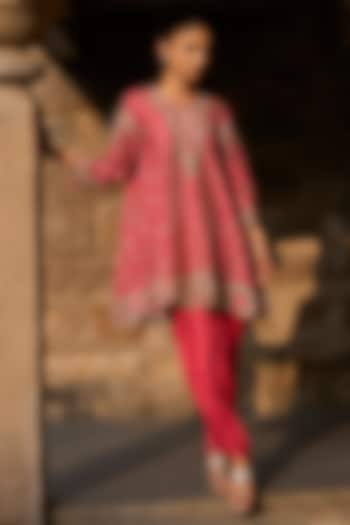 Coral Silk Zardosi Embroidered Tunic Set by Jayanti Reddy at Pernia's Pop Up Shop