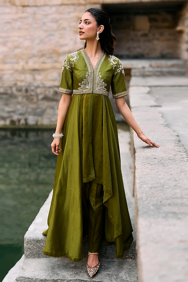 Olive Green Silk Zardosi Embroidered High-Low Bridal Anarkali Set by Jayanti Reddy at Pernia's Pop Up Shop