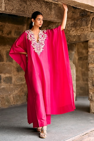 Pink Silk Zardosi Embroidered Kaftan Set by Jayanti Reddy