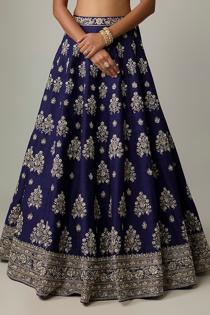 Purple Raw Silk Hand Embroidered Bridal Lehenga Set by Jayanti Reddy at Pernia's Pop Up Shop